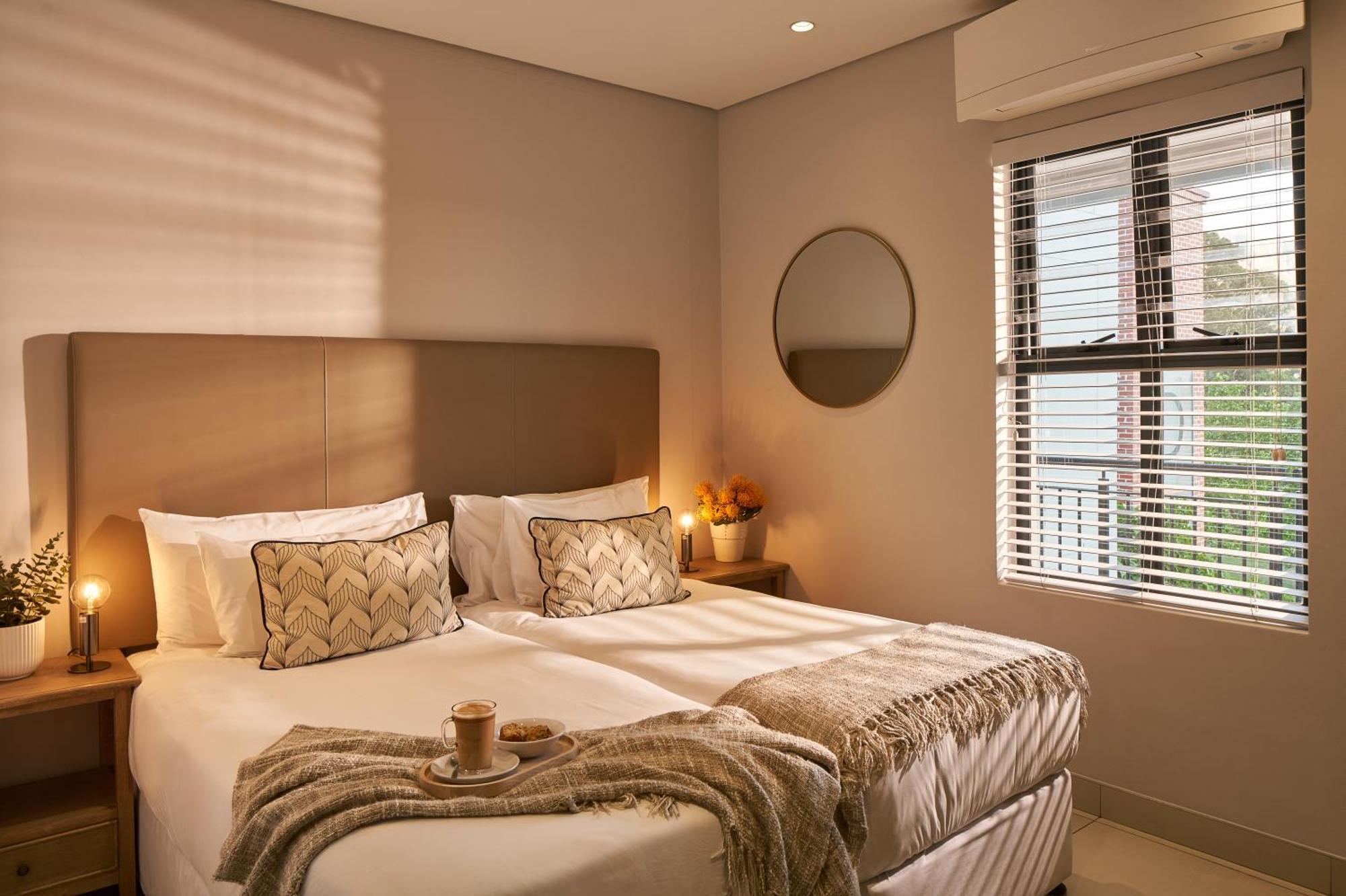 The Den Apartments By Raw Africa Collection ステレンボッシュ エクステリア 写真